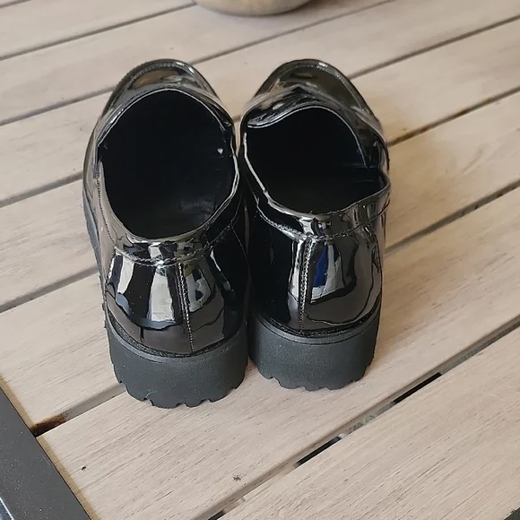 Jones New York Glossy Black Footwear - Picture 5 of 7